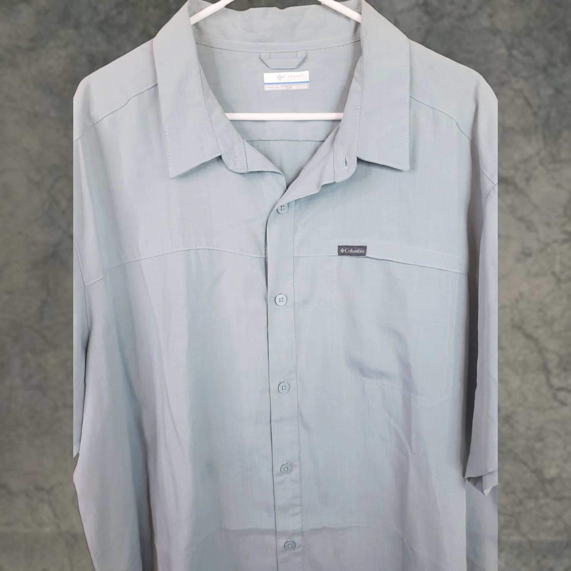 Vintage Columbia Men's Button-Up Shirt Short Sleeve Green Omni-Wick Solid Poly 2XL Mens Size US XXL / EU 58 / 5 - 1 Thumbnail