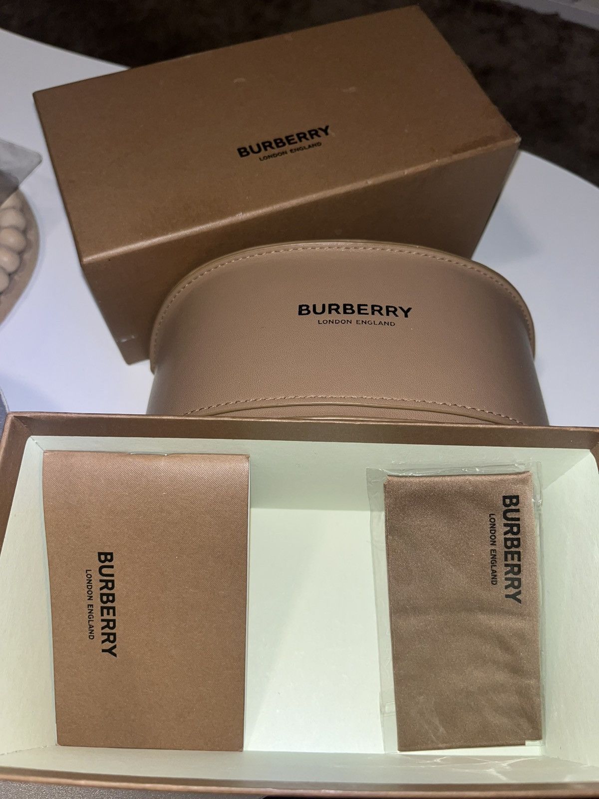 Burberry Burberry Marlowe Sunglasses BE4384 Size ONE SIZE - 6 Thumbnail