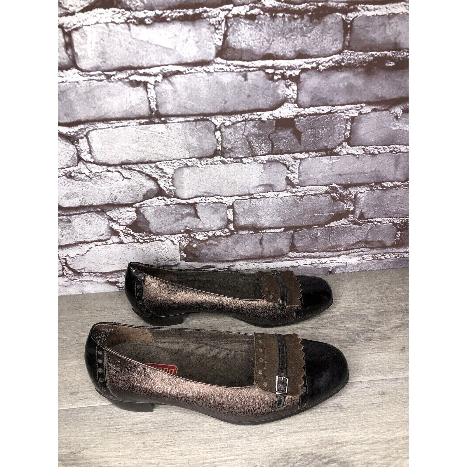 Other Munro Womens Morgan Brown Bronze Leather Kiltie Slip-On Flat Size US 8 / IT 38 - 12 Thumbnail