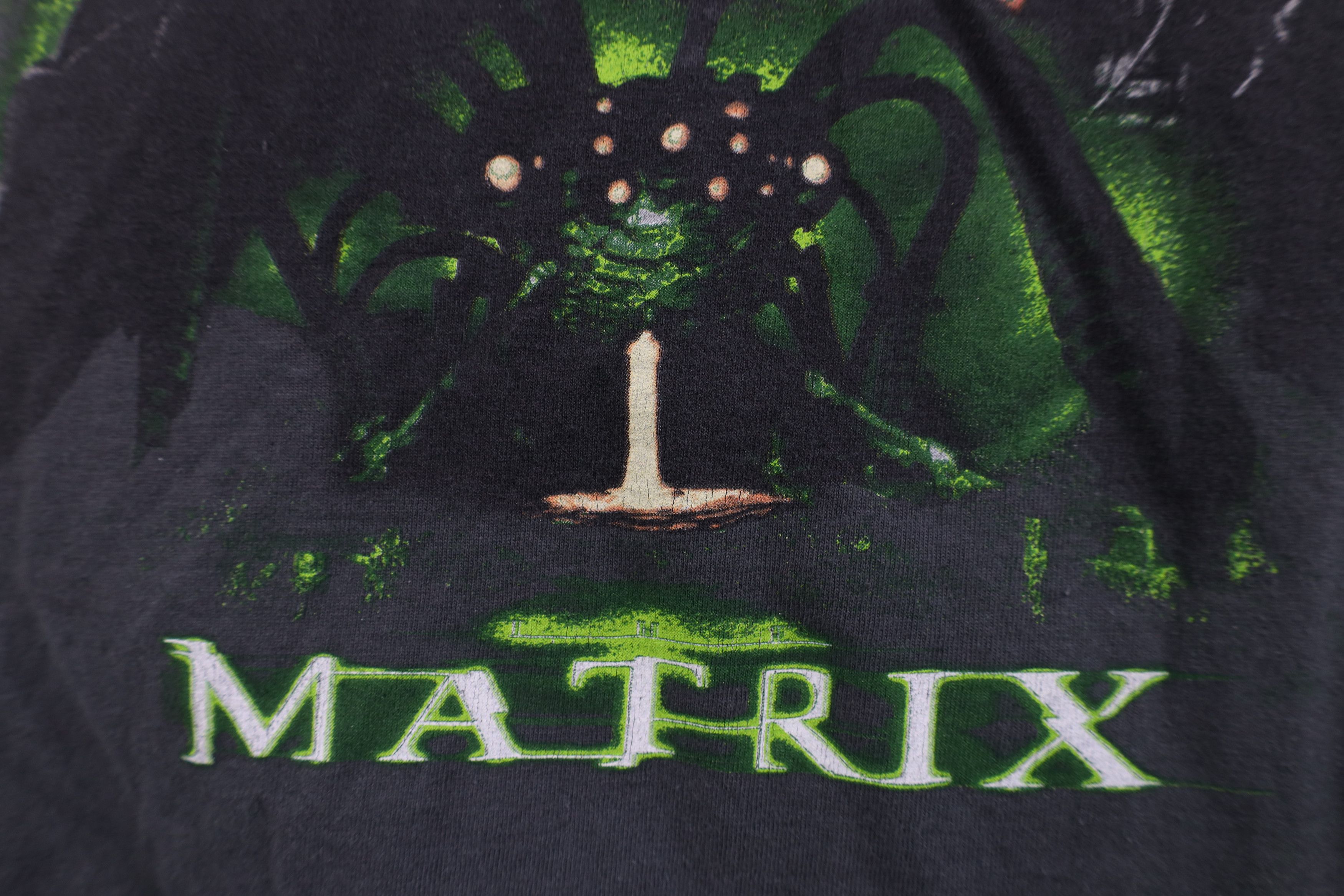 Vintage Vintage Y2K The Matrix Morpheus Agent Smith Trinity T-Shirt Size US XXL / EU 58 / 5 - 7 Thumbnail