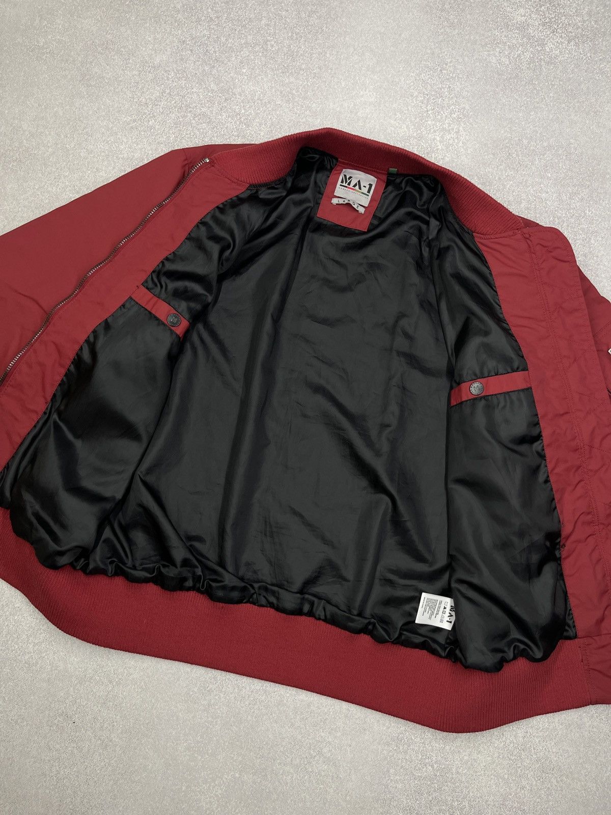 Alpha Industries Mens MA-1 Nylon Flayer Bomber Modern Aesthetics Alpha Size US L / EU 52-54 / 3 - 8 Thumbnail