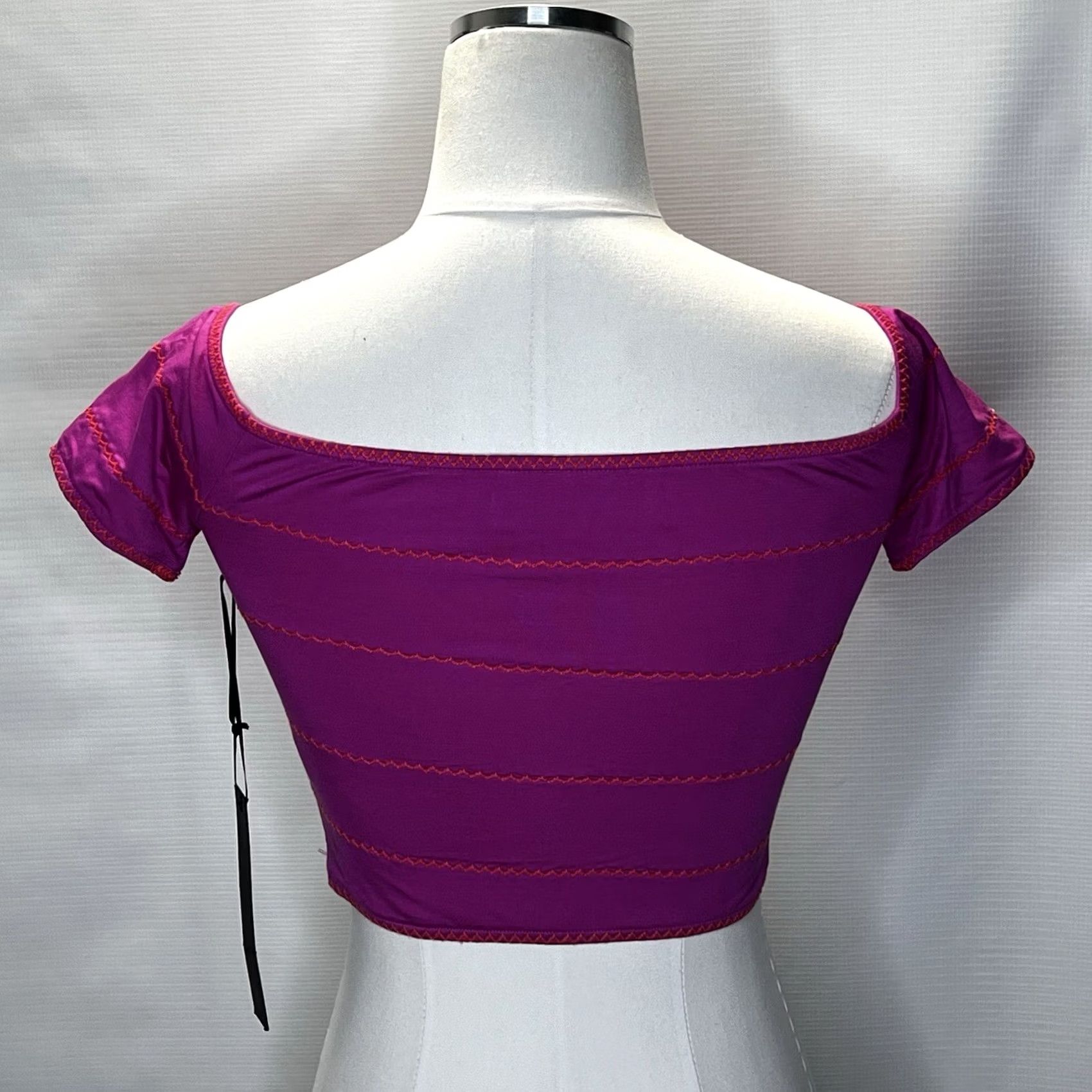 Vintage VINTAGE HOUSE OF HARLOW REVOLVE Off the Shoulder Crop Top S Pink Embroidered Shirt Womens Size S / US 4 / IT 40 - 3 Thumbnail