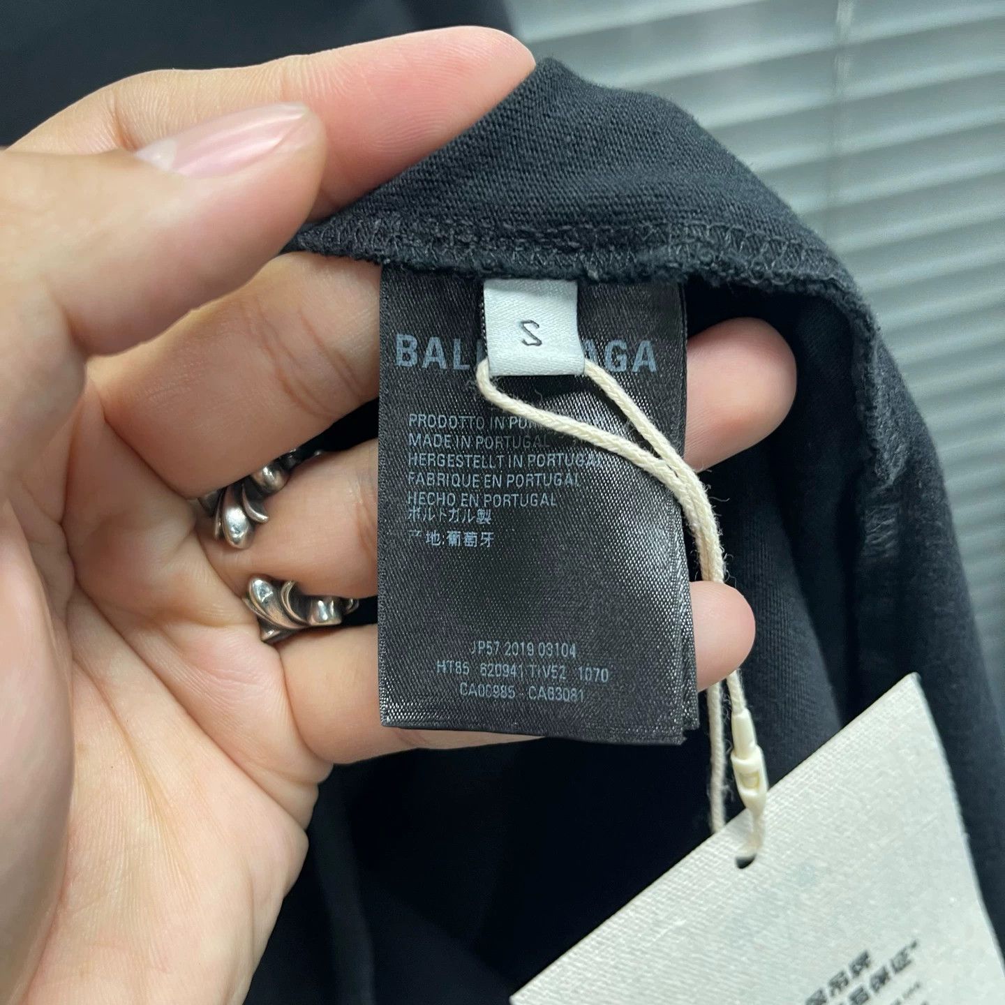 Balenciaga Balenciaga Coca-Cola Wave Print SS S Size 99 New Size US S / EU 44-46 / 1 - 6 Thumbnail