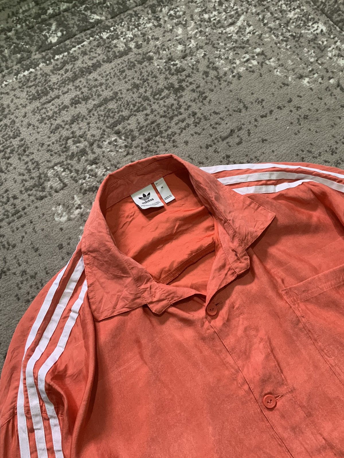 Adidas Adidas Satin Button Up Shirt Size M / US 6-8 / IT 42-44 - 5 Thumbnail