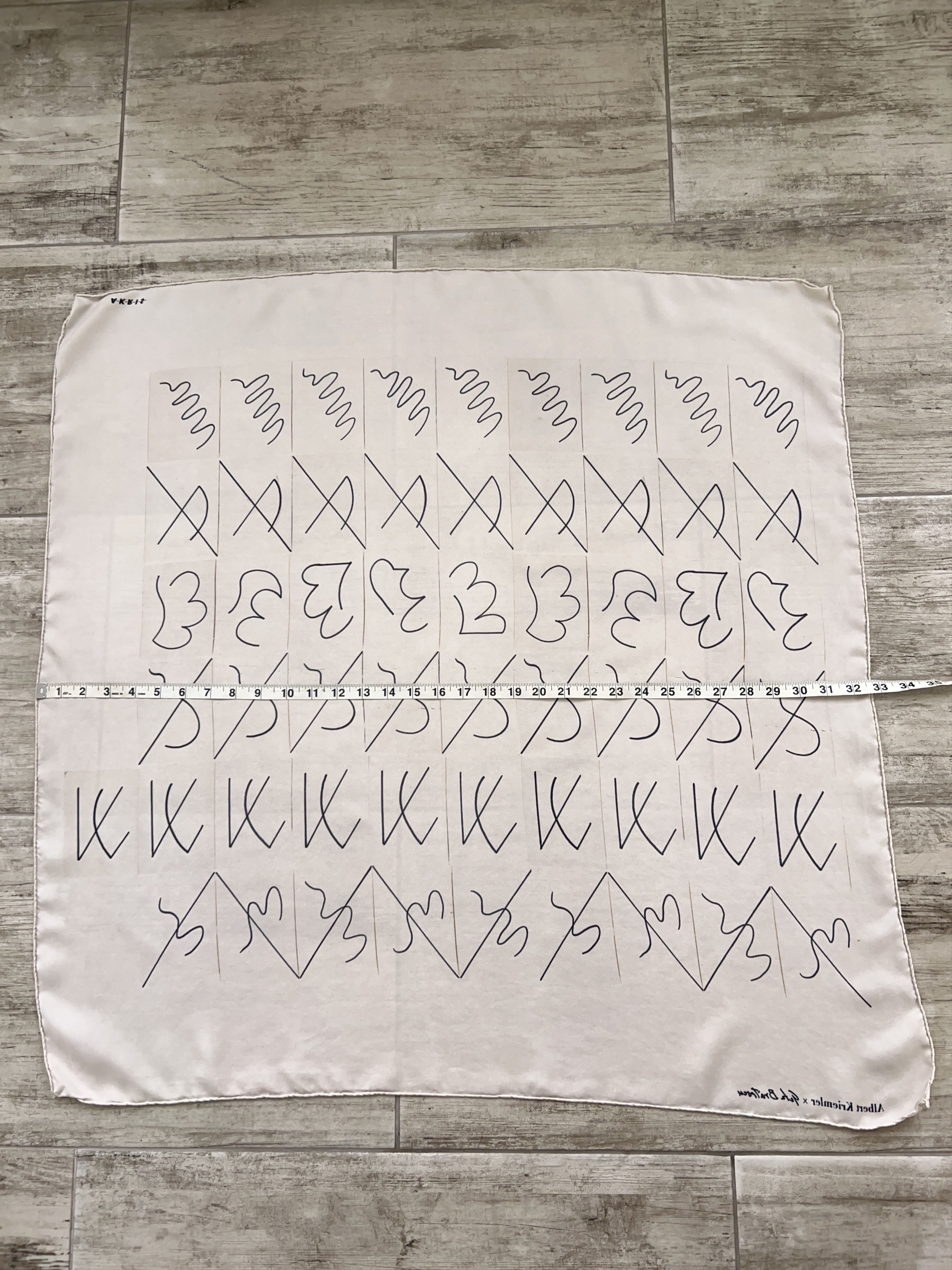 Akris × Designer Akris Albert Kriemler x Geta Brātescu Silk Square Scarf Size ONE SIZE - 8 Thumbnail