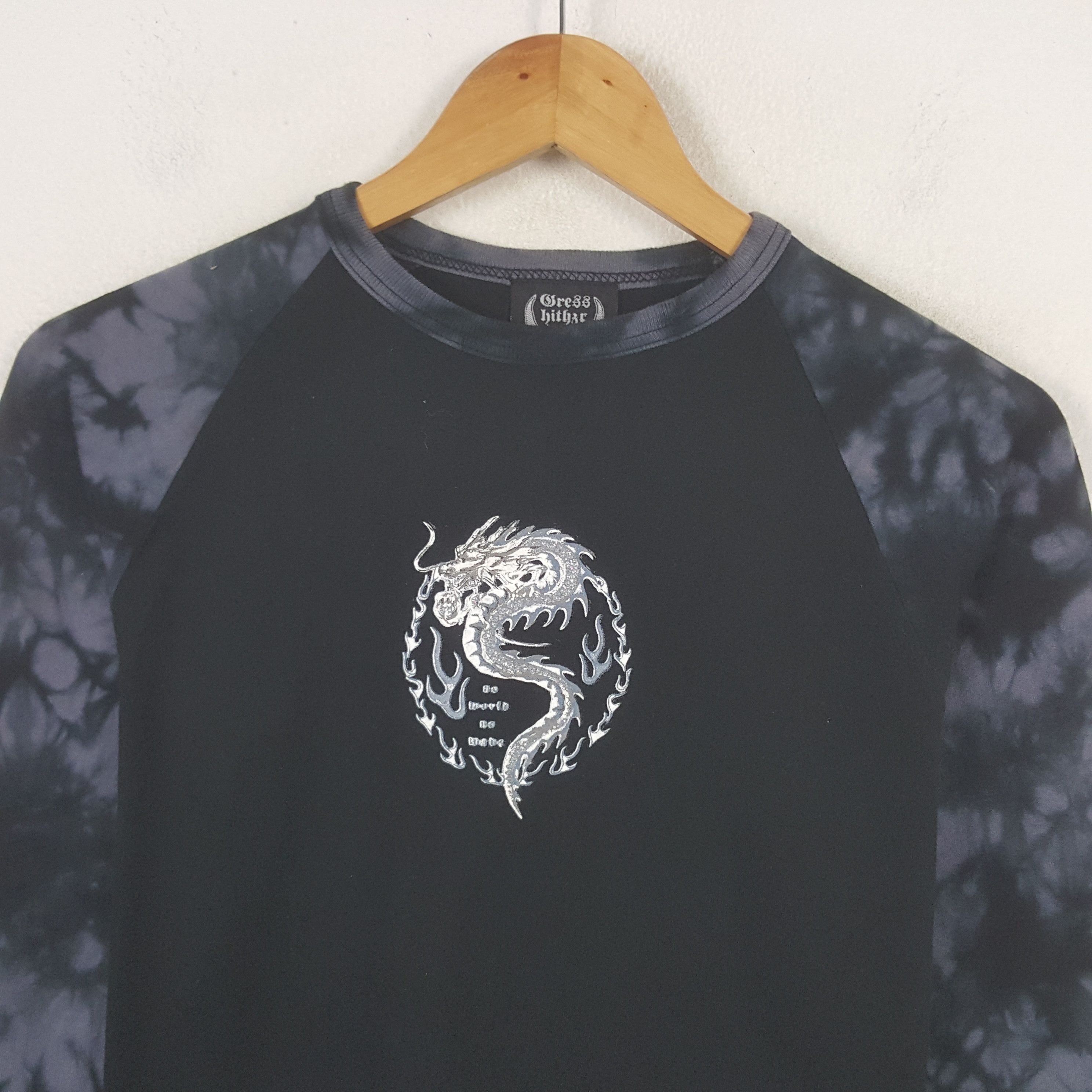 Japanese Brand Vintage Grass Hither Dragon Sukajan Long Sleeve T-shirt RR19 Size US S / EU 44-46 / 1 - 4 Thumbnail