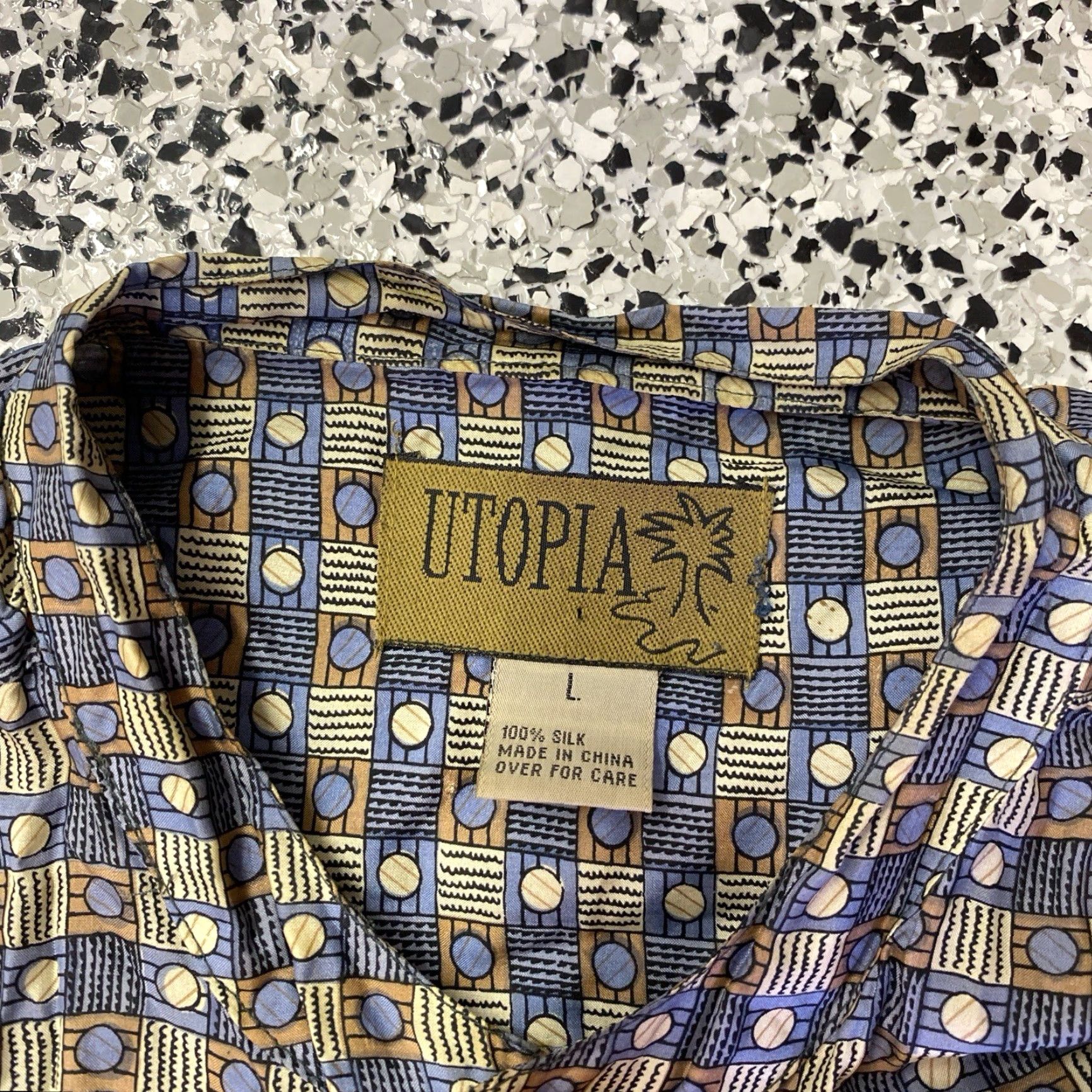 Vintage VTG Utopia Blue Abstract Geometric Shirt Top Sz Large Funky Hip 90s Retro Rock USA Button-Up Short Sleeve Collared Silk Cotton Geometric Mens Size US L / EU 52-54 / 3 - 3 Thumbnail