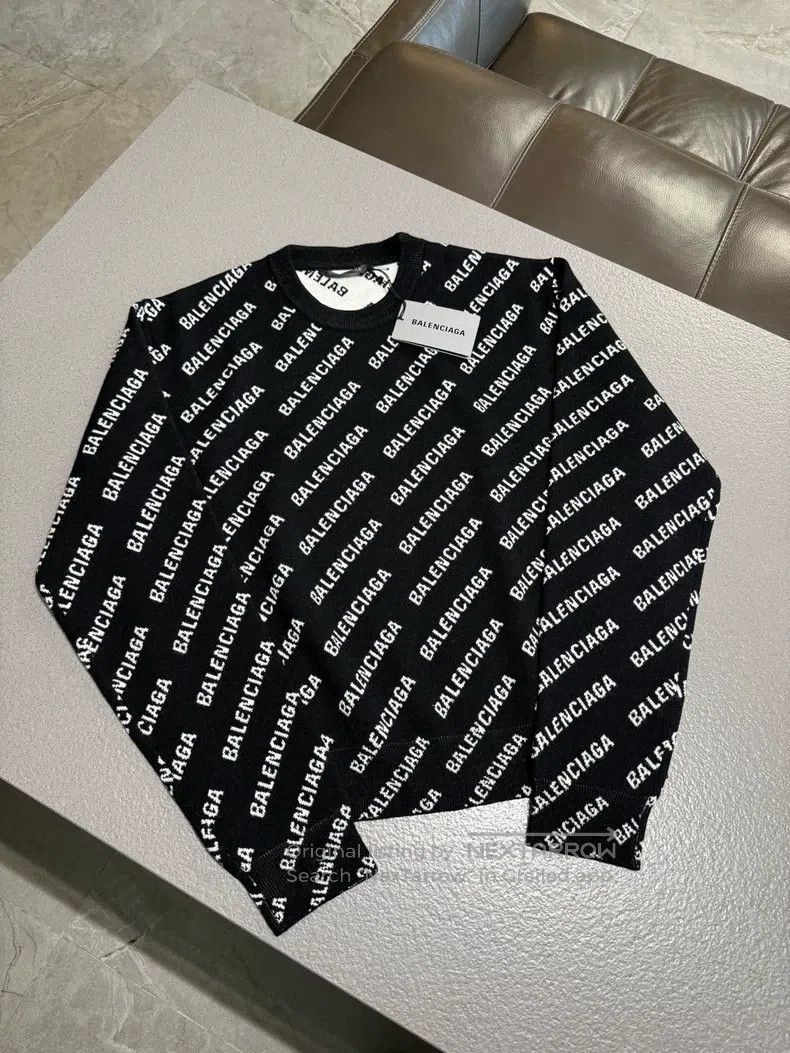 Balenciaga Balenciaga Women's Woolen Sweater Hoodie Size M / US 6-8 / IT 42-44 - 1 Thumbnail