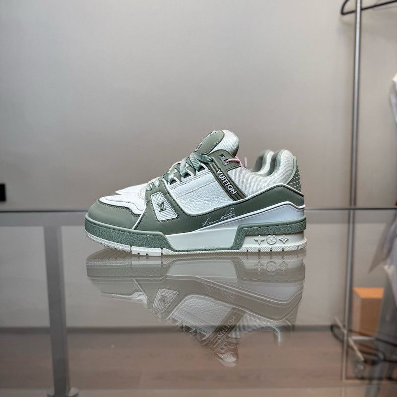 Louis Vuitton Louis Vuitton Green Trainer Low-top Sneakers -2508 Size US 7.5 / EU 40-41 - 3 Thumbnail