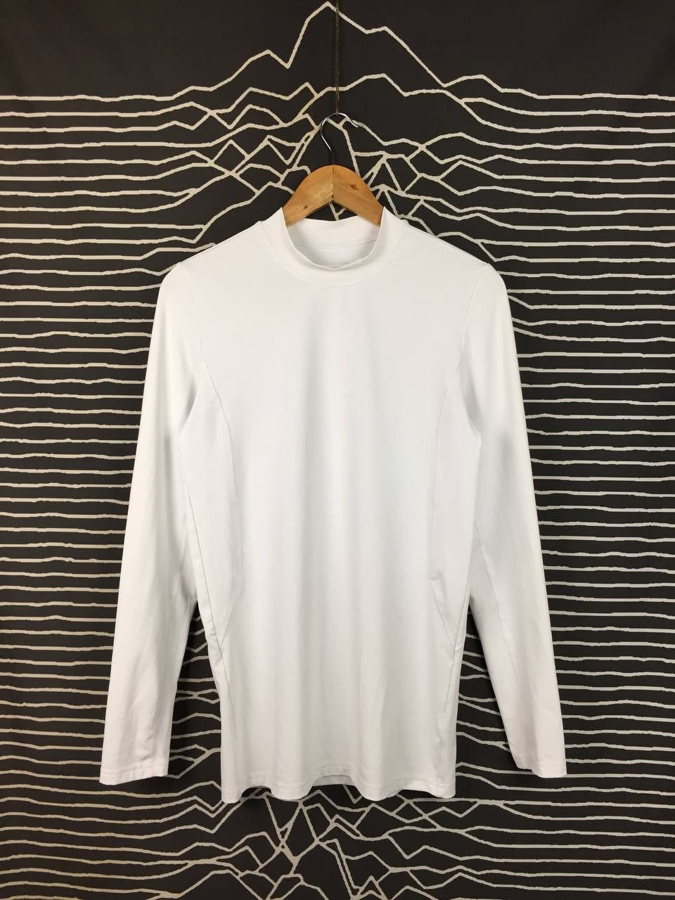 Lacoste Lacoste Sport Men's White Long Sleeve Mock Neck Base Layer Size US S / EU 44-46 / 1 - 2 Thumbnail