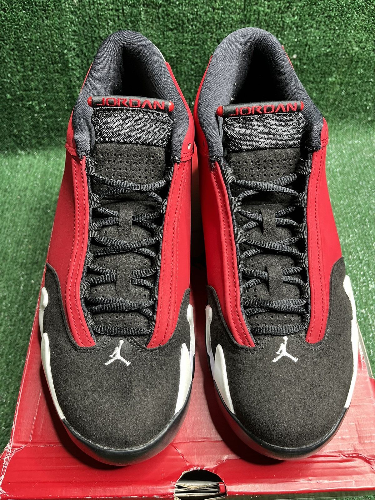 Jordan Brand Air Jordan Toro Bravo 14 Size US 9.5 / EU 42-43 - 3 Thumbnail