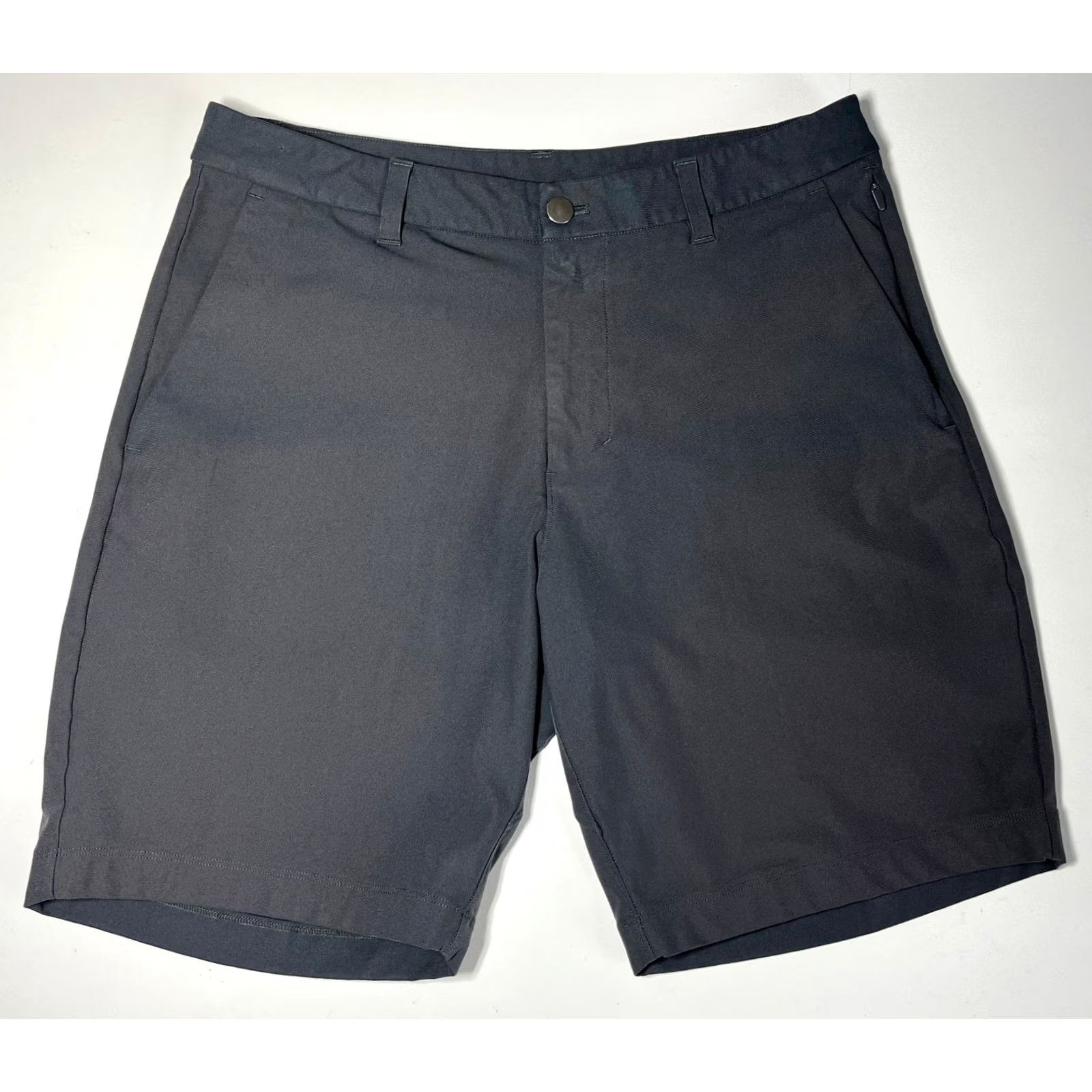 Lululemon Lululemon Men's Commission Classic-Fit Shorts 9" 32 Gray Chino Pocket Flat Front 9 in Inseam Summer Spring Mens Size US 32 / EU 48 - 2 Thumbnail