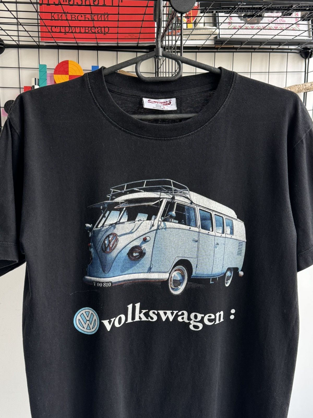 Vintage Vintage Volkswagen Hippie Bus T-shirt Size US M / EU 48-50 / 2 - 2 Thumbnail