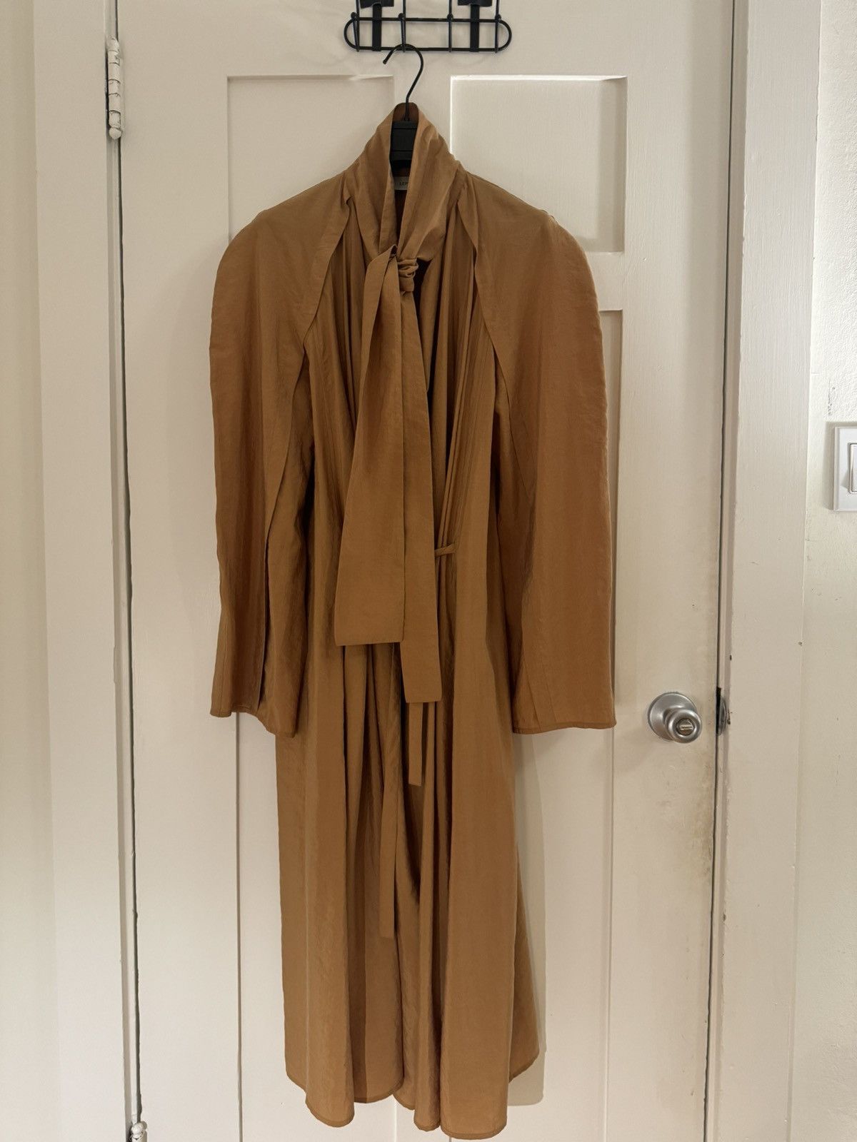 Lemaire Lemaire FW20 Dry Silk Tie Neck Belted DRESS Size ONE SIZE - 1 Thumbnail