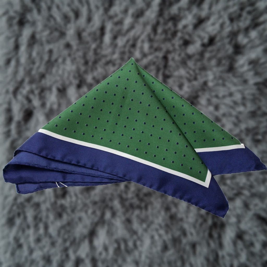 Suitsupply SUITSUPPLY Pochet Dot Green Handkerchief Mens ONE SIZE Pure Silk Pocket Square Size ONE SIZE - 1 Thumbnail