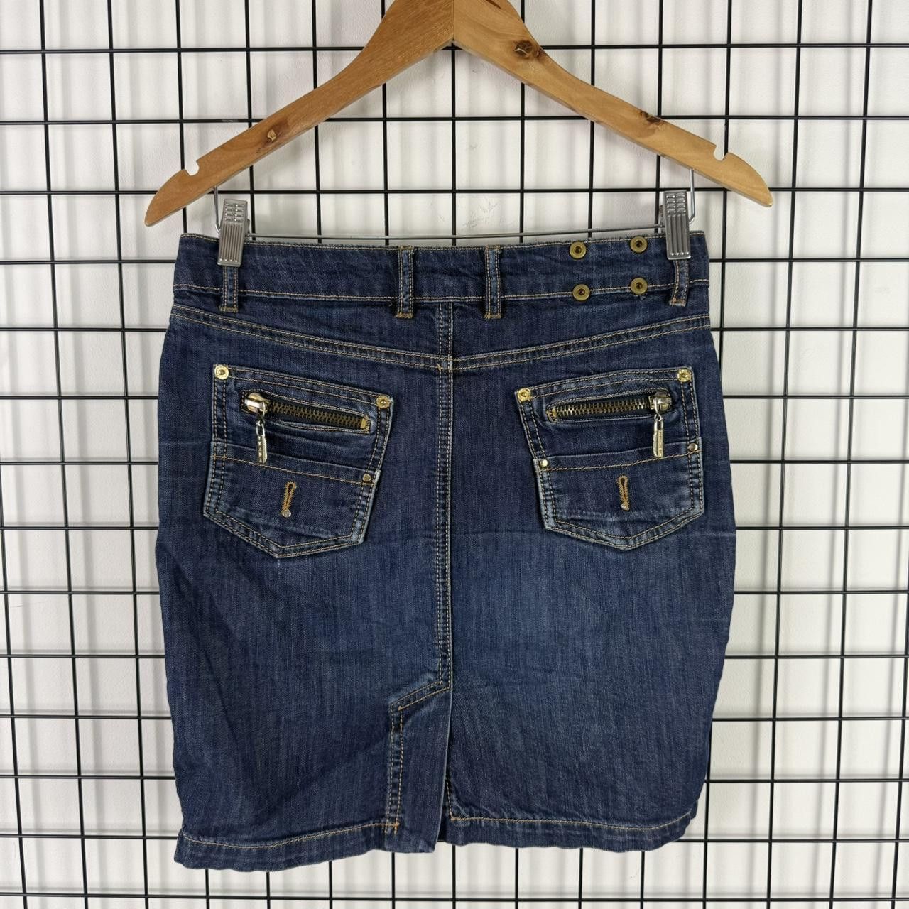 Prada Prada Jeans Denim Skirt Size 32" / US 10 / IT 46 - 2 Thumbnail