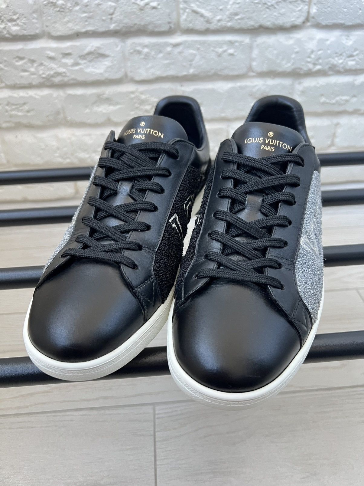 Louis Vuitton Louis Vuitton Black Leather Terry Logo Low Top Sneakers Size US 7 / EU 40 - 5 Thumbnail
