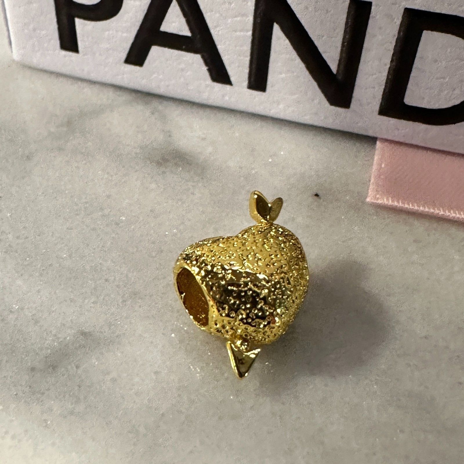 pandora Authentic PANDORA Gold Plated Cupid Heart Charm Valentine # Size ONE SIZE - 5 Thumbnail