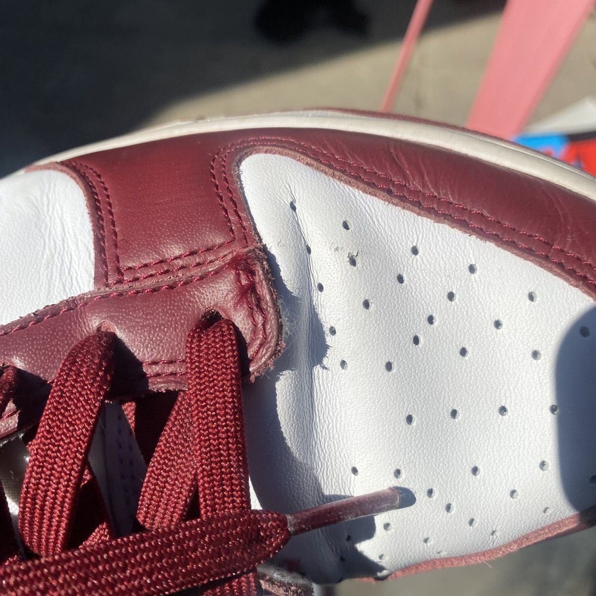 Nike Size 9.5 - Nike Dunk Low retro Team Red Size US 9.5 / EU 42-43 - 4 Thumbnail