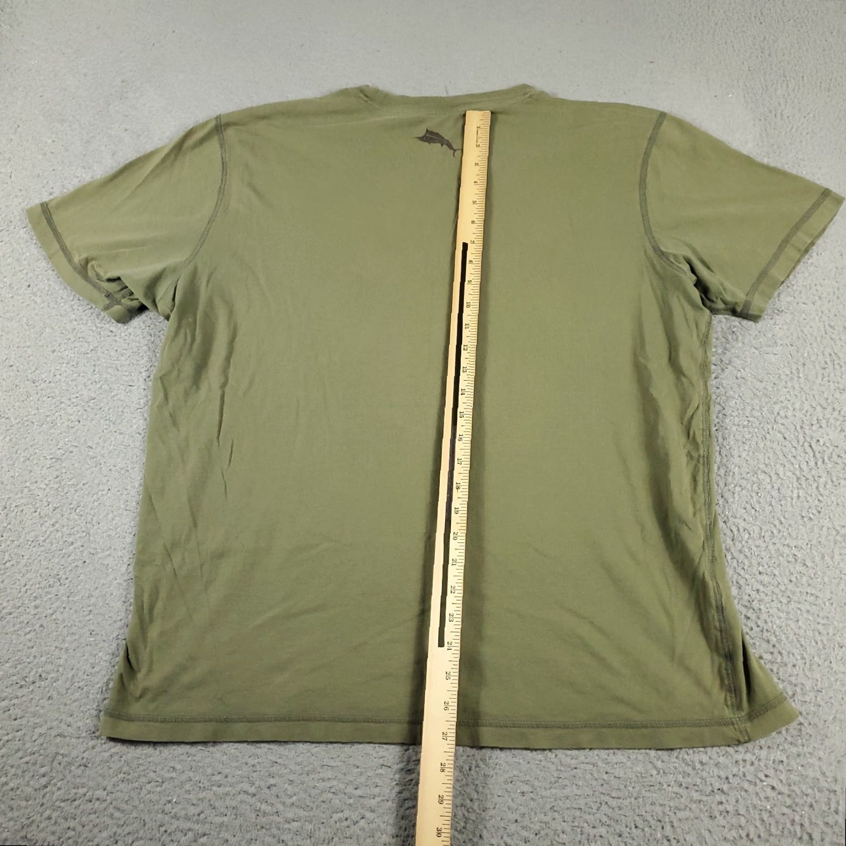 Tommy Bahama VINTAGE not used here; Tommy Bahama T-Shirt Mens XL Green Short Sleeve Crew Neck Logo Pockets All Seasons Classic Sports American 2000s Mens Size US XL / EU 56 / 4 - 5 Thumbnail