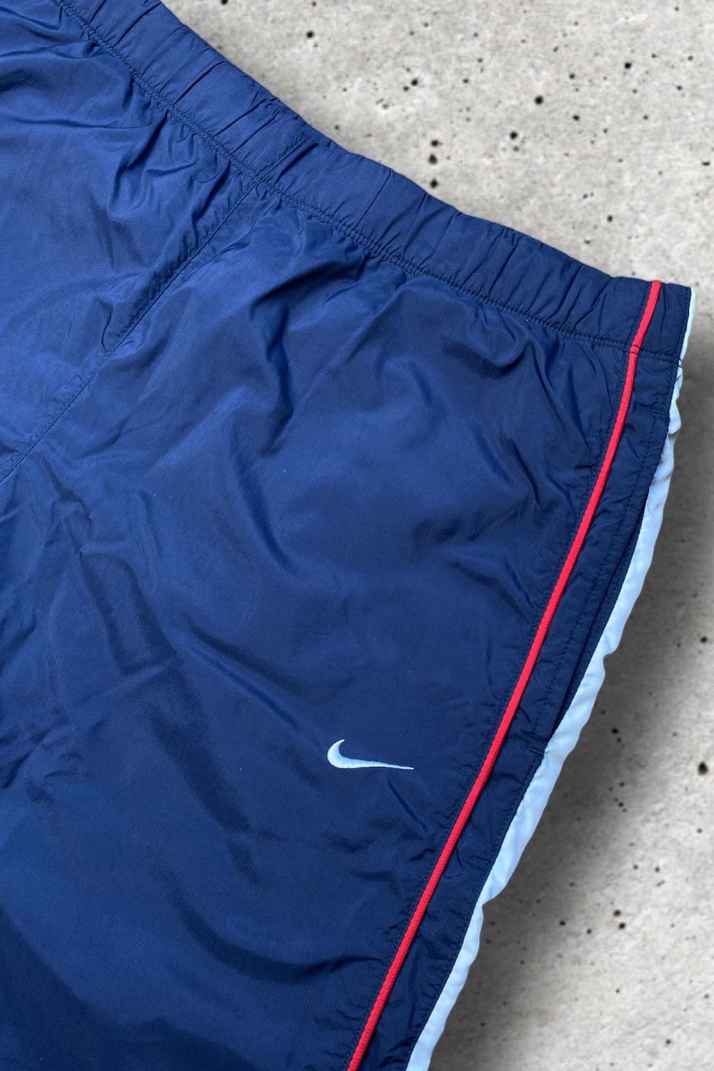 Nike Nike Vintage Track Pants M Navy Blue, Blau Blue Men‘s Herren Size US 34 / EU 50 - 3 Thumbnail