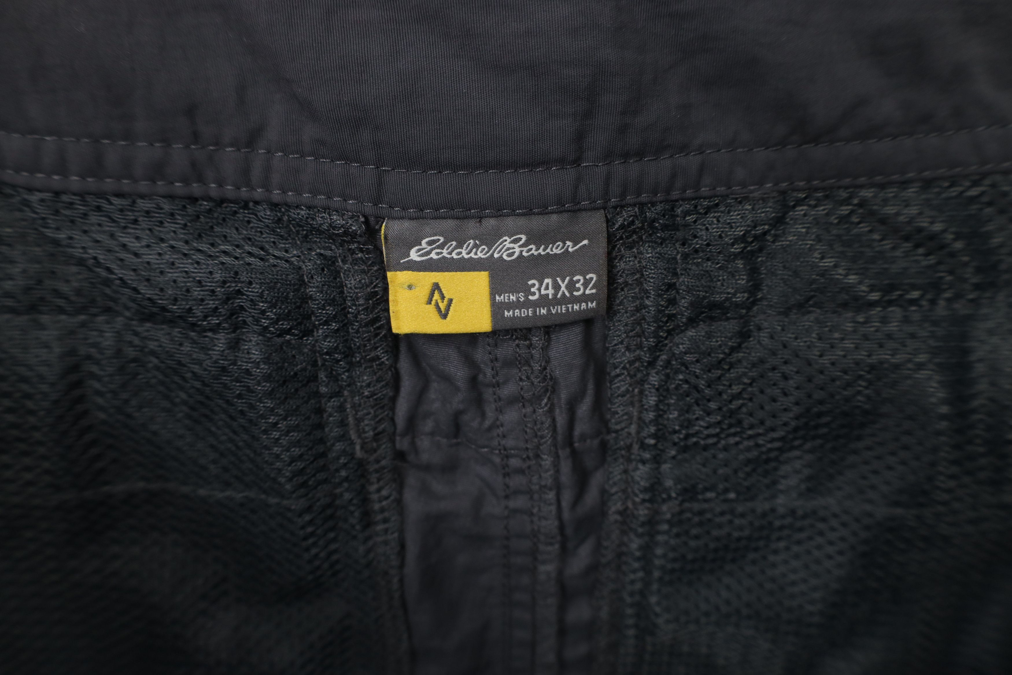Eddie Bauer × Vintage Vintage Y2K Eddie Bauer Convertible Cargo Pants Shorts Size US 34 / EU 50 - 7 Thumbnail