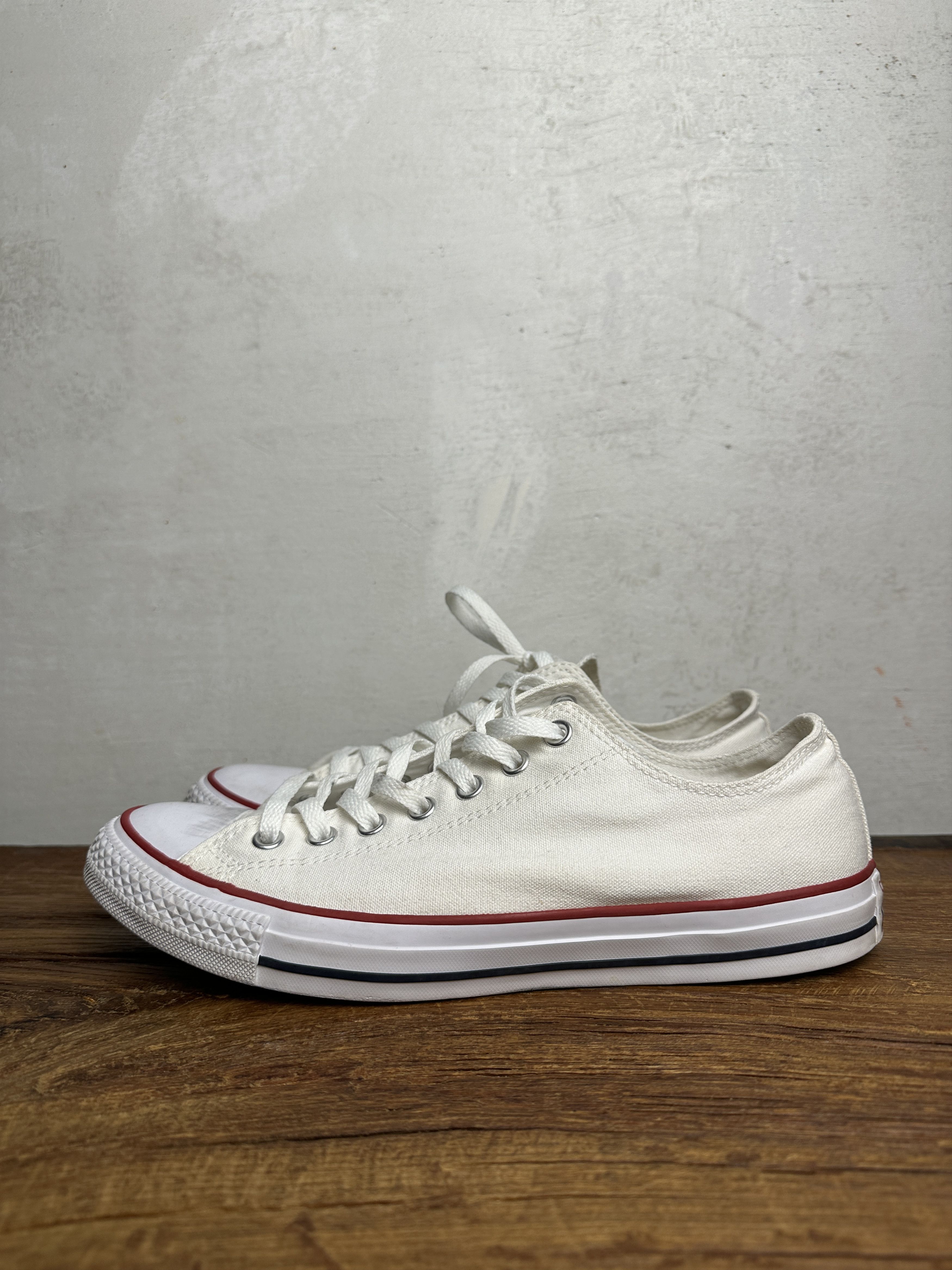 Converse Converse Chuck Taylor All Star Ox Optical White Size US 9.5 / EU 42-43 - 2 Thumbnail