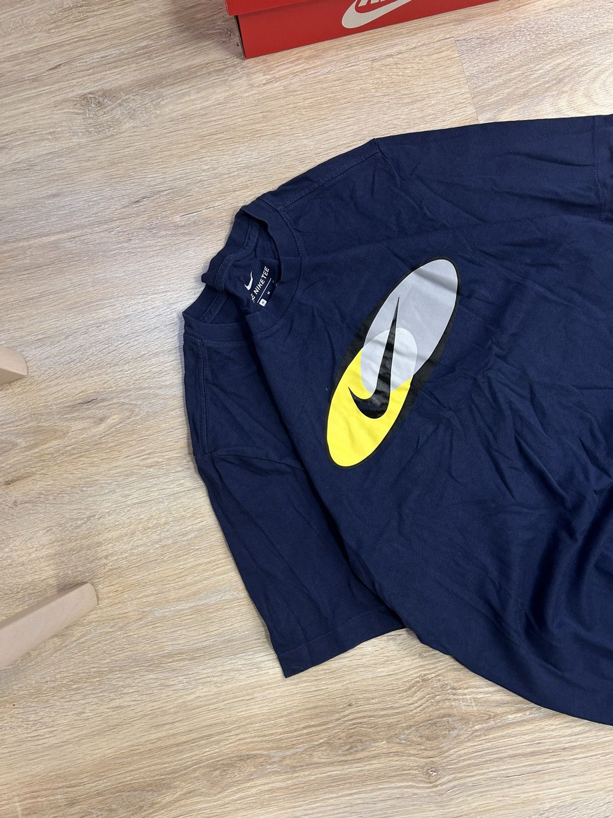 Nike 00s Vintage Nike Big Swoosh Logo Drill T-shirt Rare Size US M / EU 48-50 / 2 - 2 Thumbnail