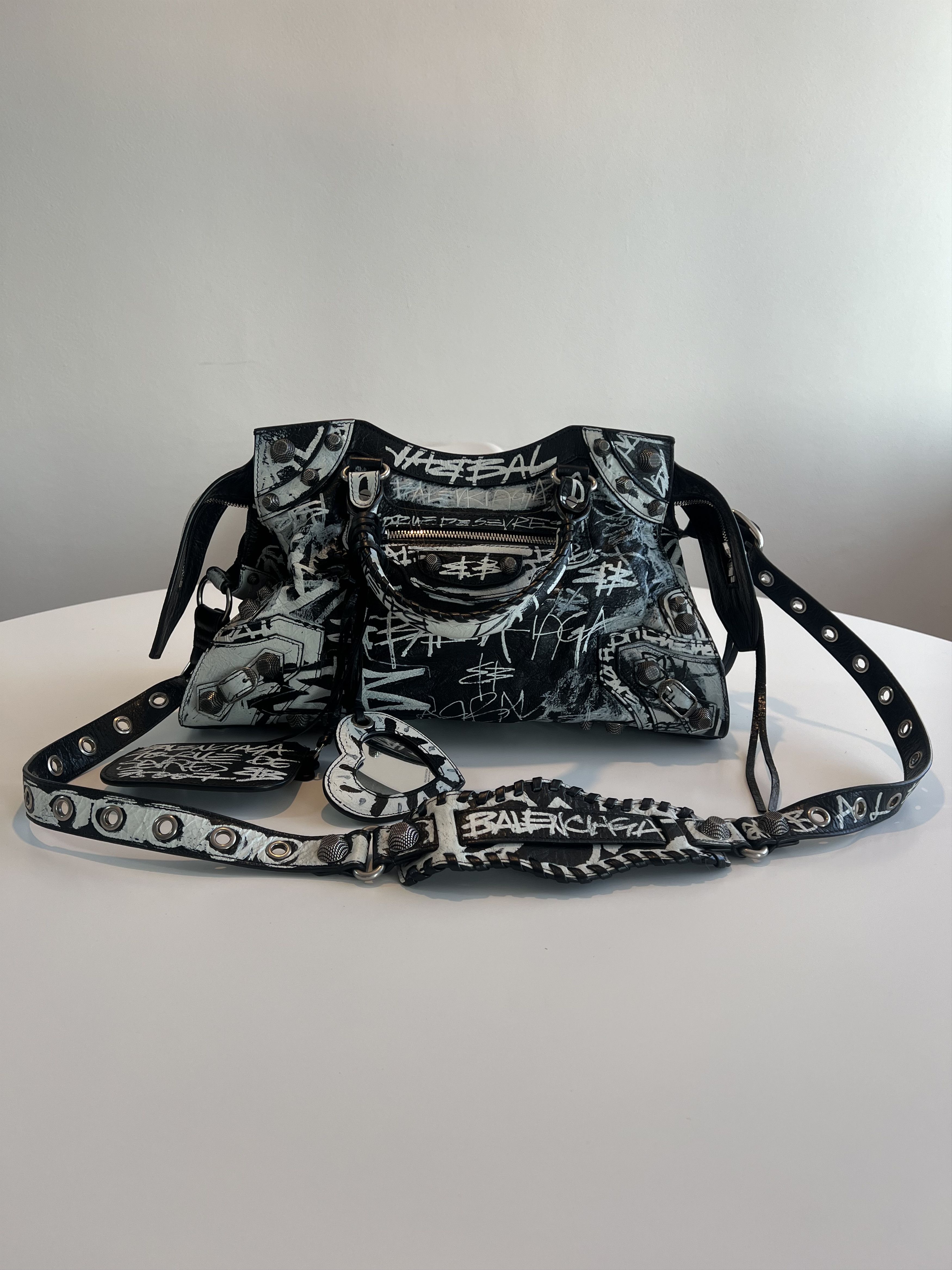 Balenciaga Neo Cagole City leather crossbody bag Size ONE SIZE - 1 Thumbnail