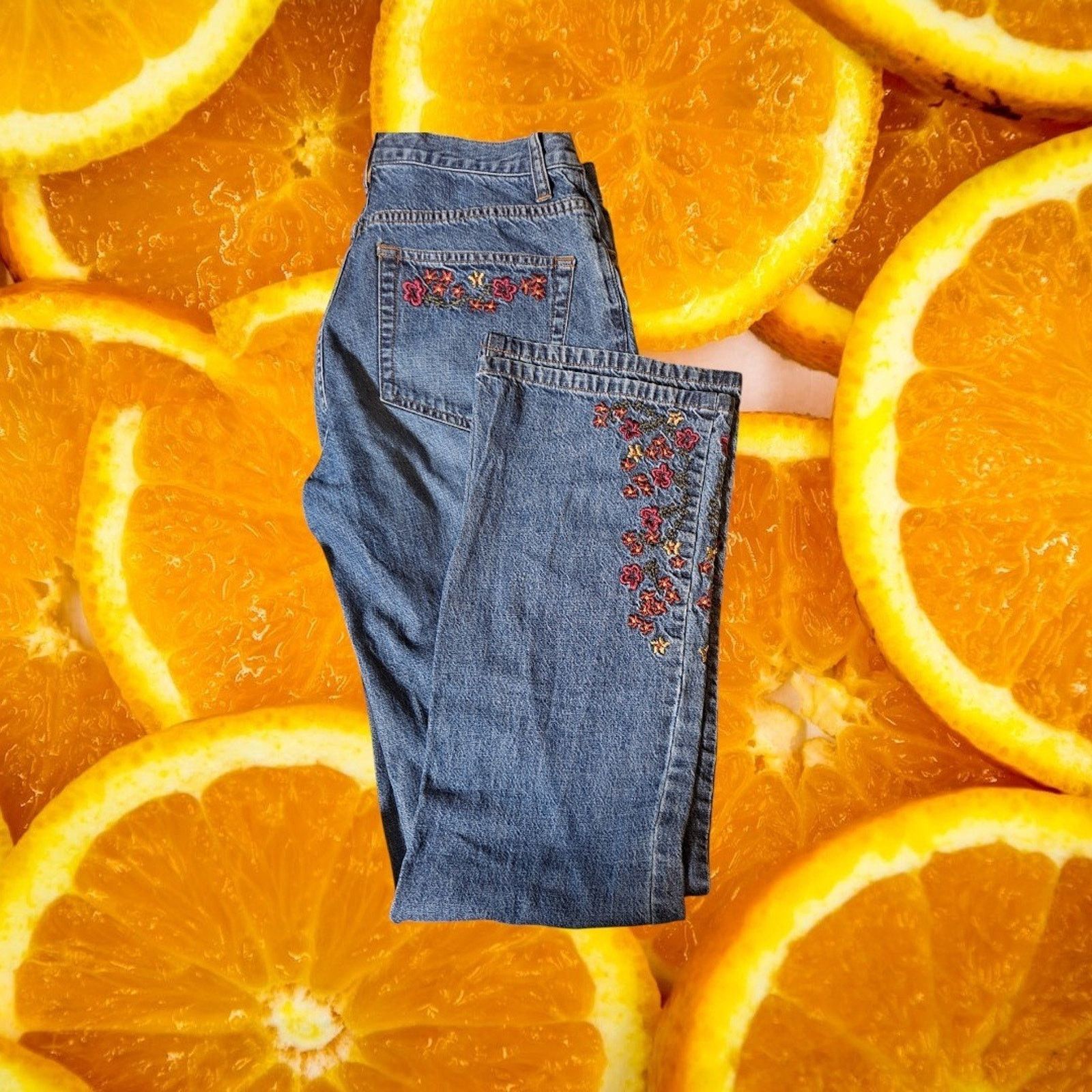 Jones New York Jones New York Jeans Floral Detail Denim Pants Size 6 Size 28" / US 6 / IT 42 - 1 Thumbnail