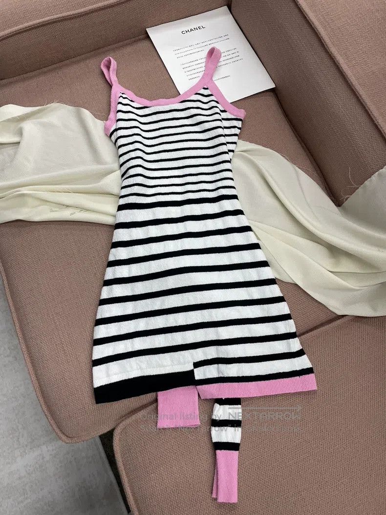 Chanel Chanel 24S striped fake two-piece suspender skirt Size XS / US 0-2 / IT 36-38 - 3 Thumbnail