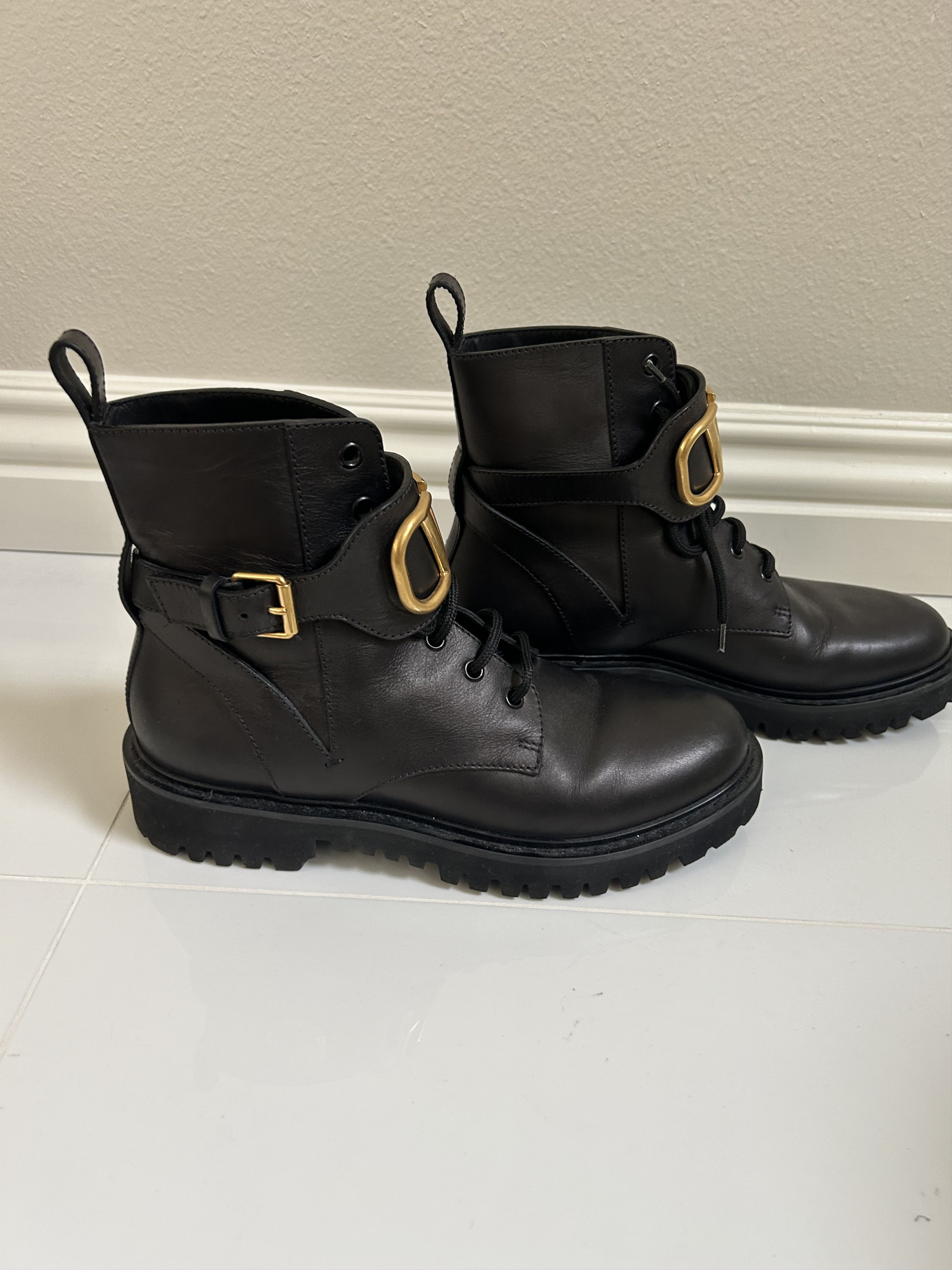 Valentino Valentino Go logo embellished leather boots Size US 9 / IT 39 - 4 Thumbnail