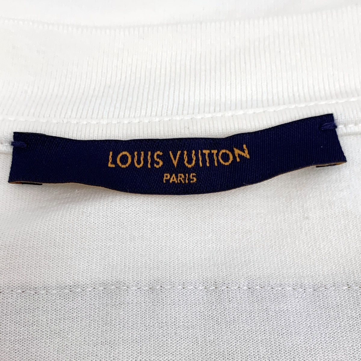 Louis Vuitton Louis Vuitton 22 White Logo Embroidered Cotton T-Shirt Size US XXL / EU 58 / 5 - 7 Thumbnail