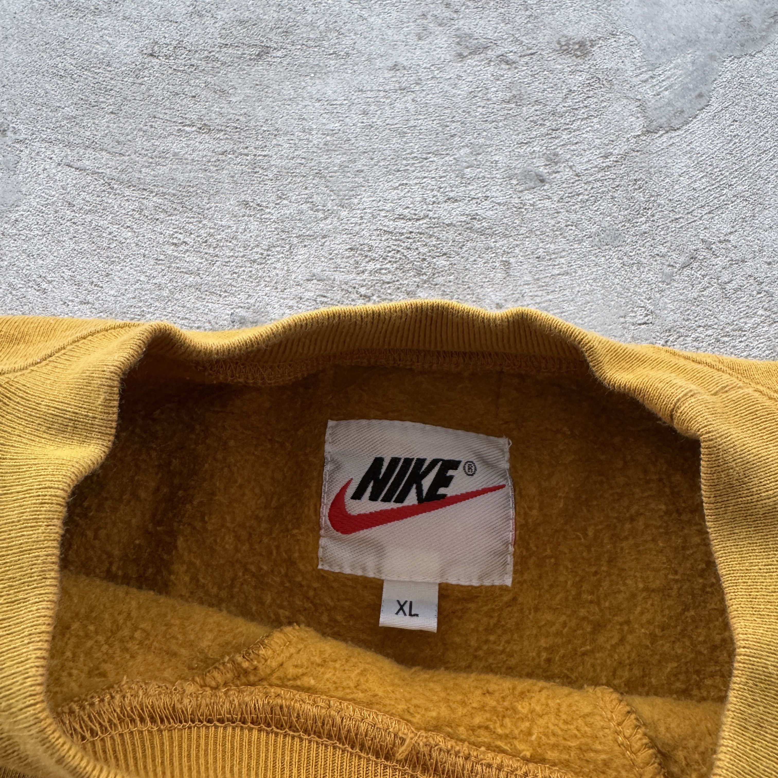 Nike Vintage 90s Nike Big Center Swoosh Crewneck Sweatshirt Size US XL / EU 56 / 4 - 6 Thumbnail