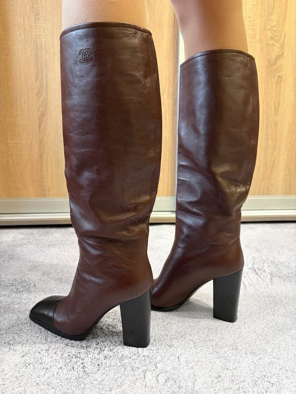 Chanel CHANEL Vintage CC Logo Brown Leather Knee High Boots Size US 5.5 / IT 35.5 - 5 Thumbnail