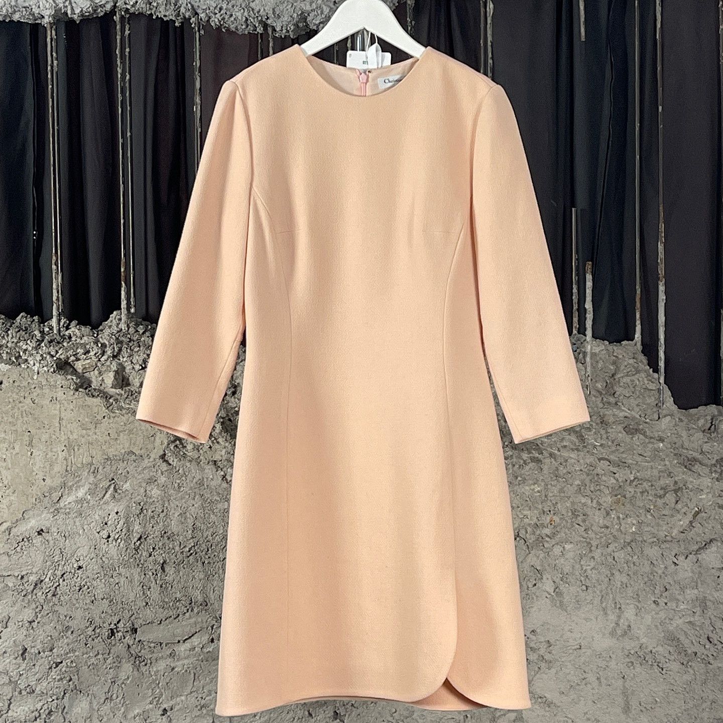 Dior Dior Pink Virgin Wool Mini Dress Size 36 Size XS / US 0-2 / IT 36-38 - 1 Thumbnail