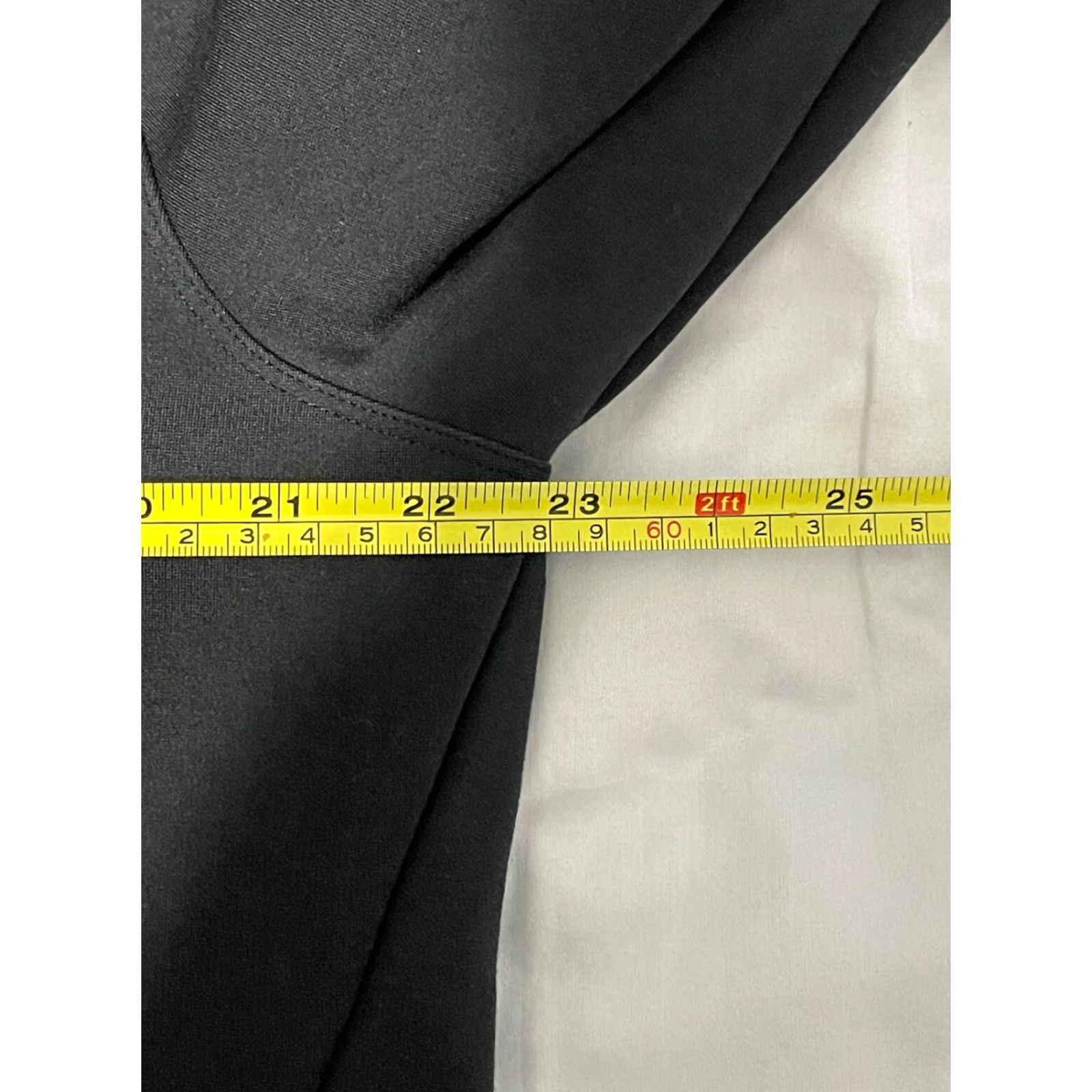 Lululemon LULULEMON Track Jacket Men XL Black Full Zip Surge Medium-Length Blended Polyester Activewear Gym & Training, Running & Hiking Mens Size US XL / EU 56 / 4 - 6 Thumbnail