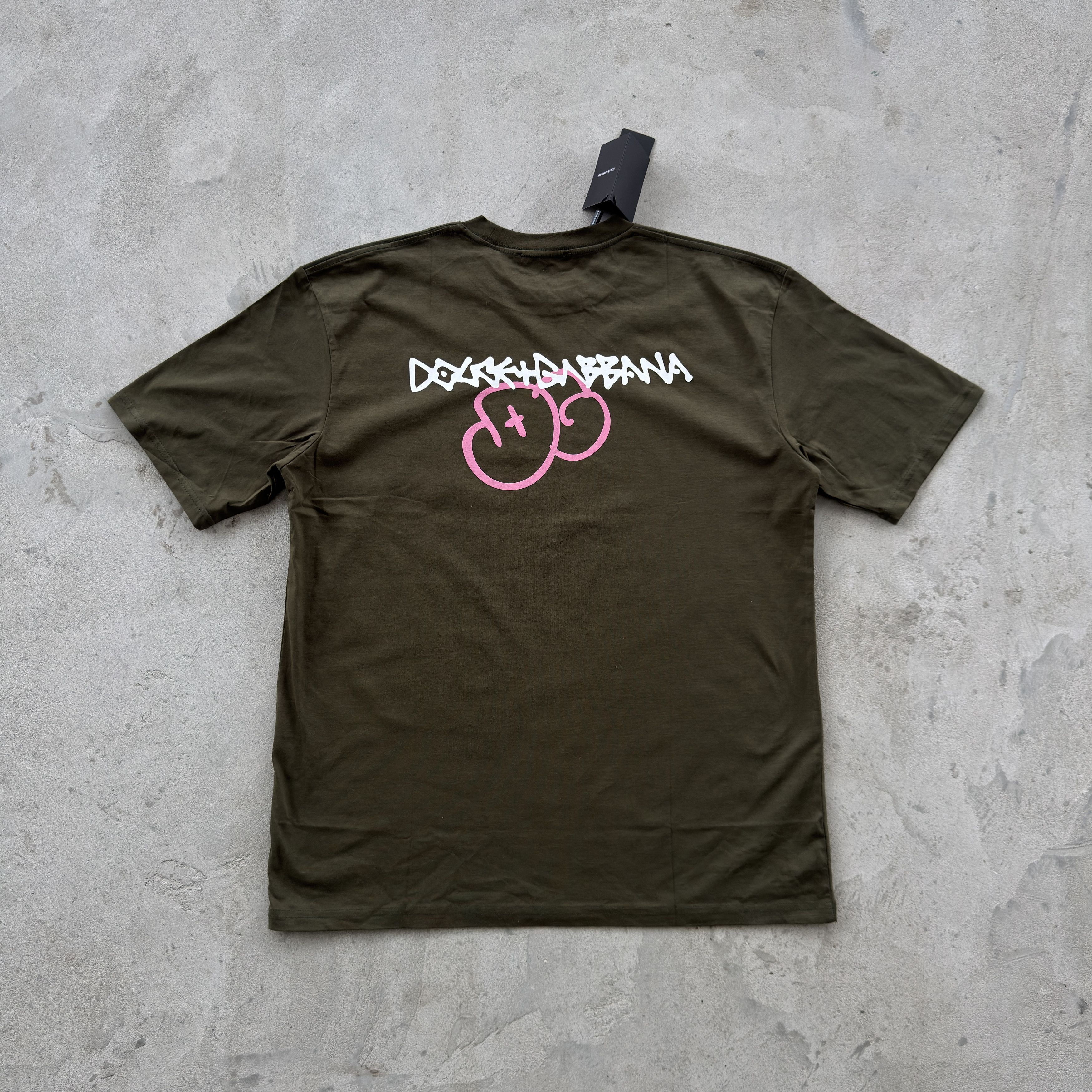 Dolce & Gabbana Dolce Gabbana Khaki Olive Khaki Tee Pink Graffiti Logo Shirt Size US M / EU 48-50 / 2 - 2 Thumbnail