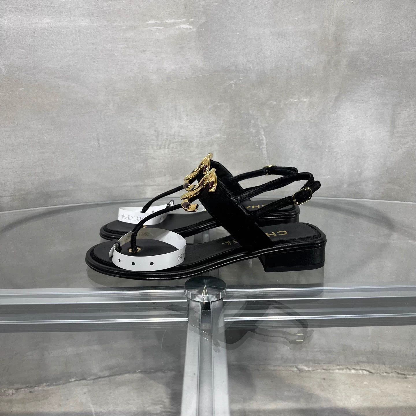 Chanel Chanel Double C Black Sandals 36.5 Size US 5.5 / IT 35.5 - 3 Thumbnail