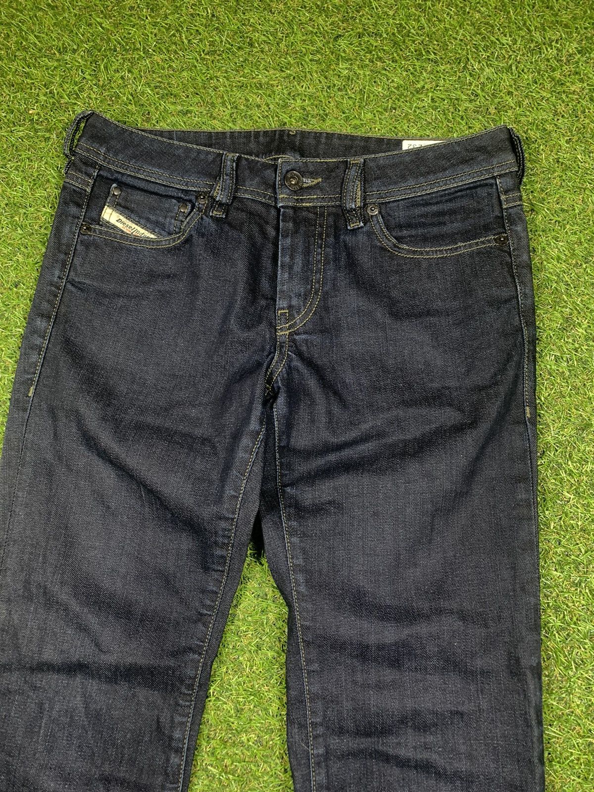 Diesel × Vintage Vintage Y2K Diesel jeans denim streetwear style size 29x32 Size 29" - 2 Thumbnail