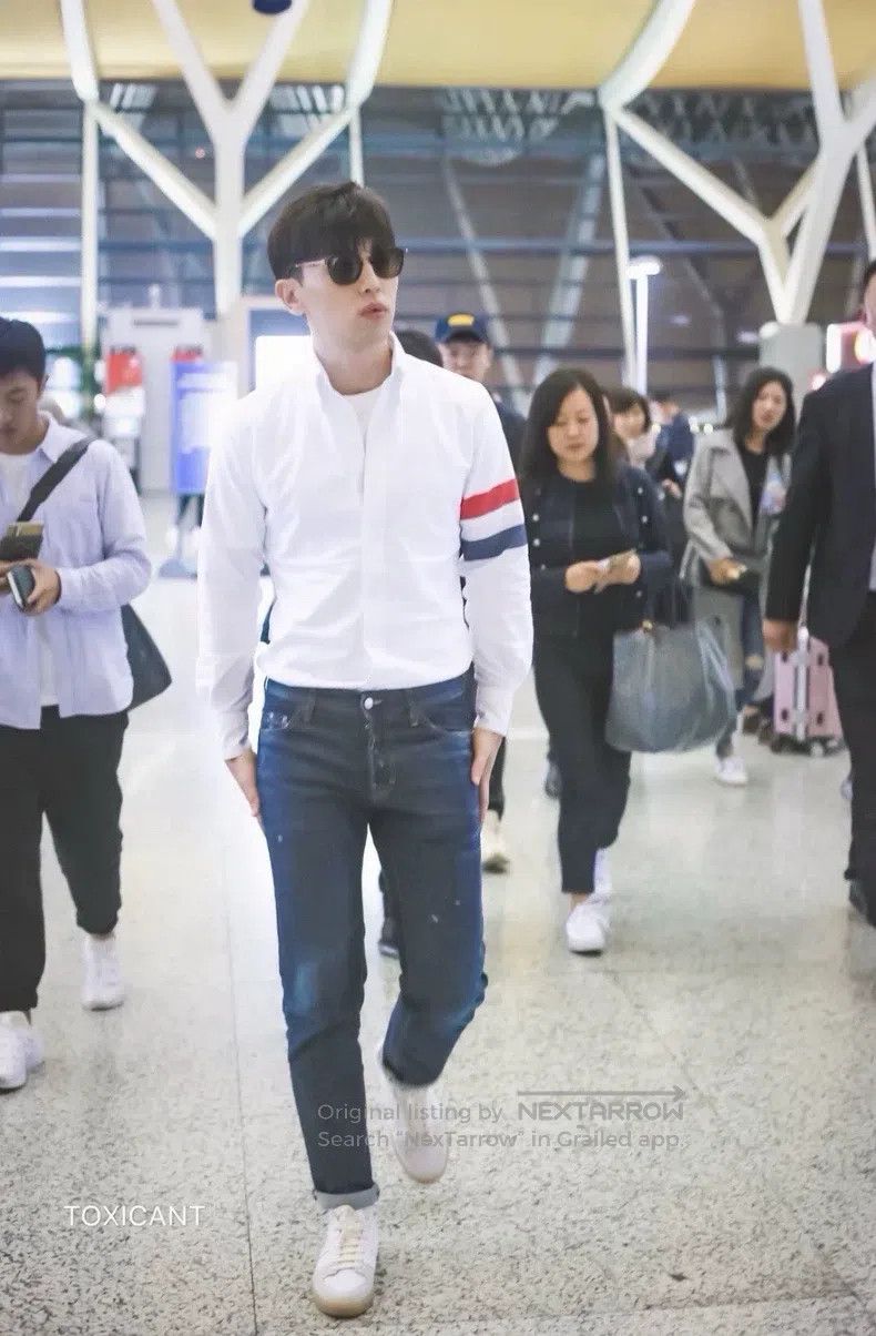 Thom Browne Thom Browne Shirt Size US S / EU 44-46 / 1 - 8 Thumbnail