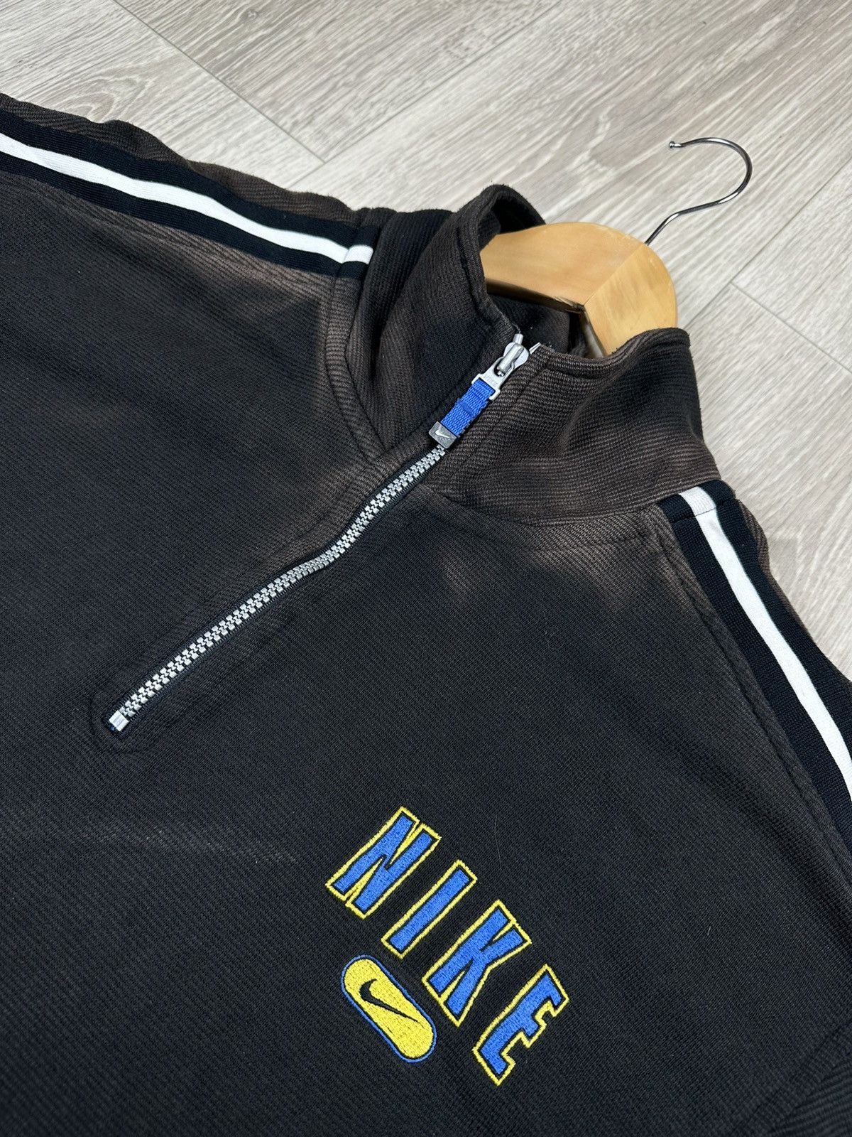 Nike × Vintage Vintage Nike 1/4 Zip Sweatshirt Washed Size L Size US L / EU 52-54 / 3 - 6 Thumbnail