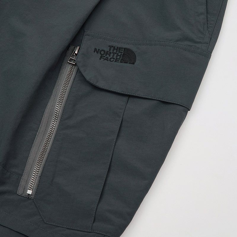 The North Face Urban Exploration Naohiro Fujisaki CITY CARGO SHORTS Size US 32 / EU 48 - 15 Thumbnail