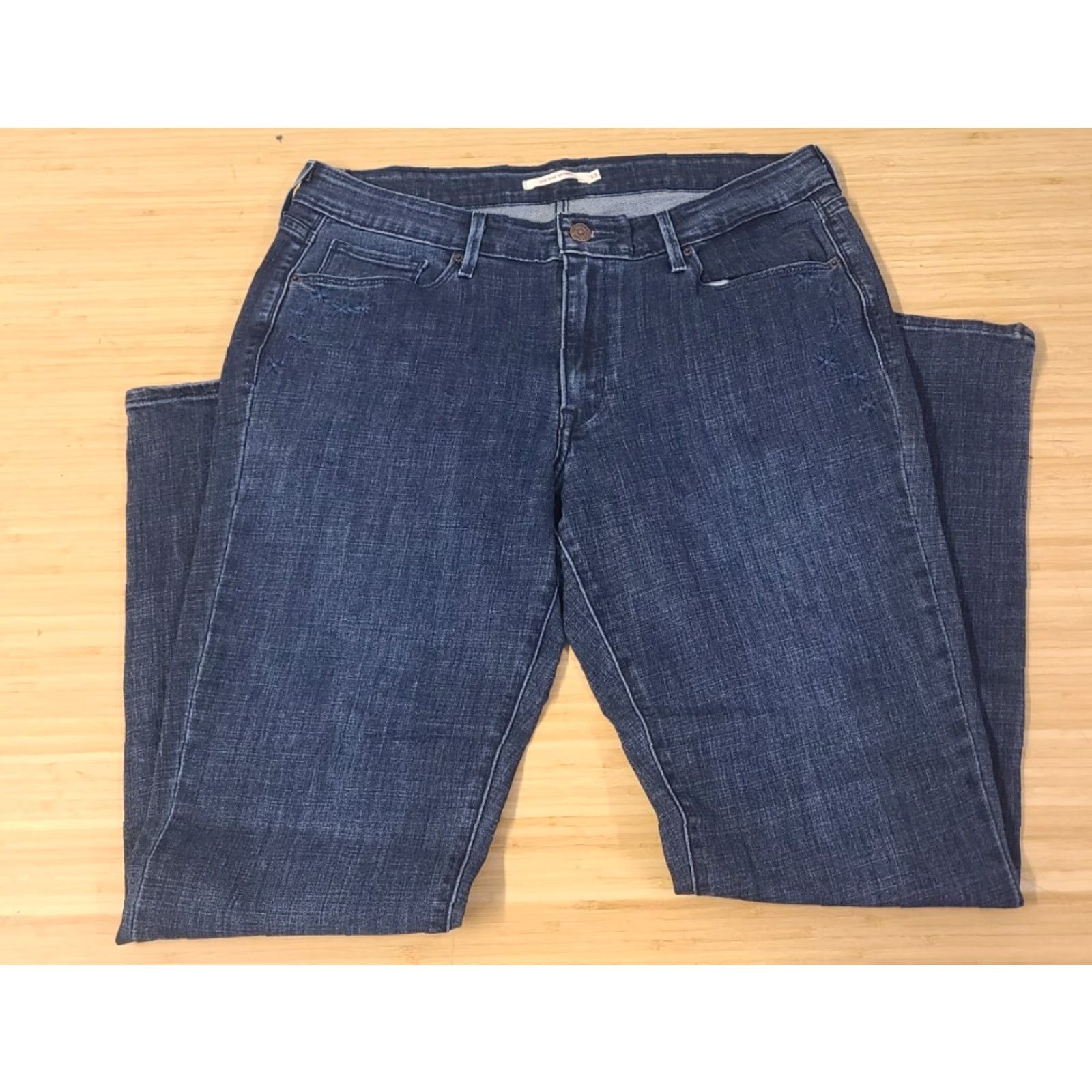 Levi's Levi's Jeans Womens 33 x 32 Blue Mid Rise Skinny Stretch Denim Regular Inseam 30 Jeans Modern Classic College Preppy Mens? Girls? Wait Size 24" / US 00 / IT 34 - 2 Thumbnail