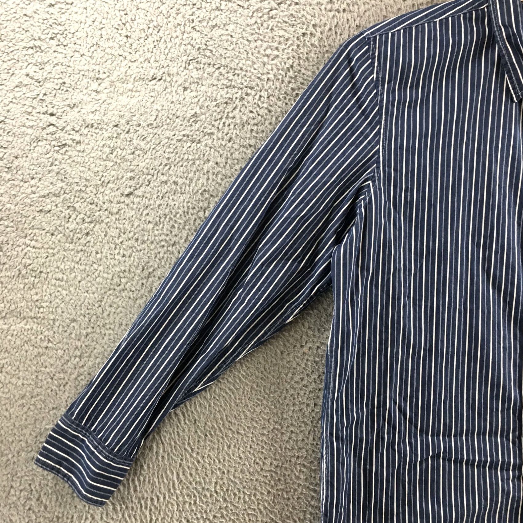 American Eagle Outfitters American Eagle Outfitters Button Up Shirt Mens XL Blue White Striped Vintage Fit Shirt Size US XL / EU 56 / 4 - 5 Thumbnail