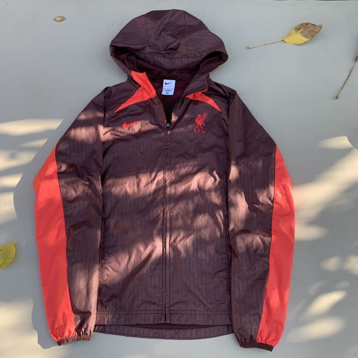 Nike Nike FC Liverpool jacket size S sportswear rare red Size US S / EU 44-46 / 1 - 1 Thumbnail