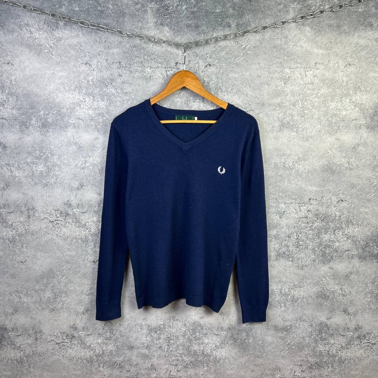 Fred Perry Fred Perry V-Neck Vintage Sweater Size US M / EU 48-50 / 2 - 1 Thumbnail