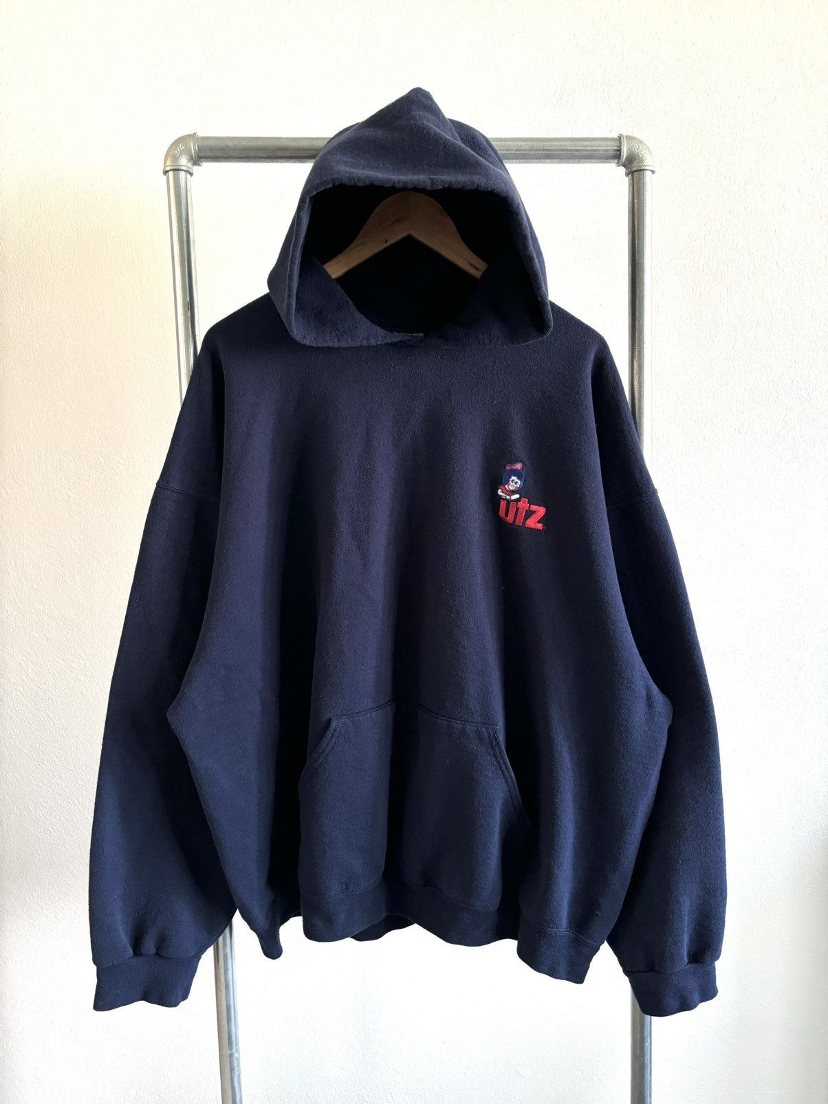 Vintage 3XL Heavy Weight UtZ Jerzees Hoodie Navy Size US XXL / EU 58 / 5 - 1 Thumbnail
