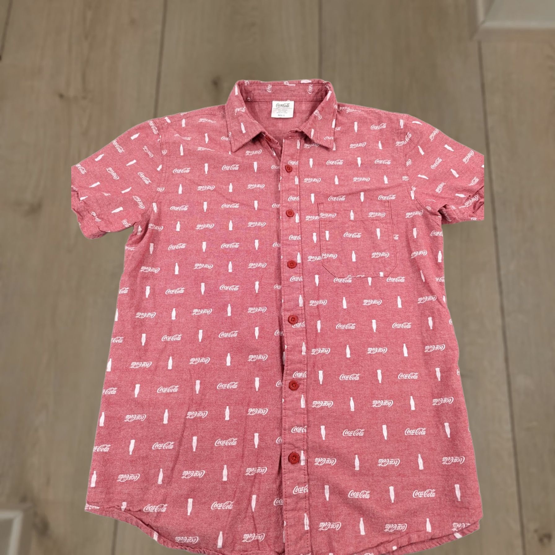 Vintage Coca-Cola Shirt Coca-Cola Bottle Caps Button-Down Short Sleeve Red Shirt Men Small Button-Up Regular Cotton Blend Logo Size US S / EU 44-46 / 1 - 1 Thumbnail