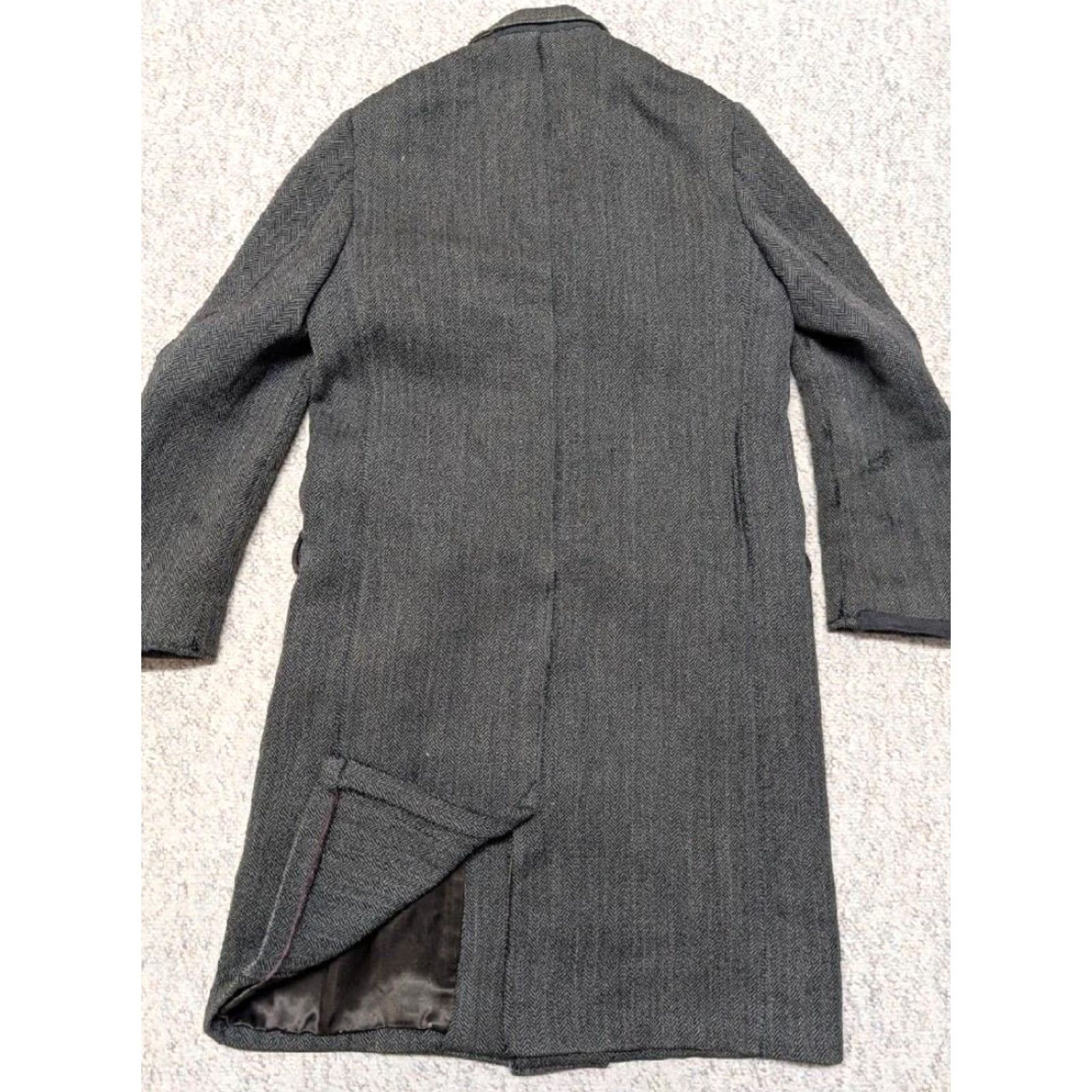 Vintage VINTAGE Rogers Peet Overcoat Tweed Herringbone Gray 40 M Coat Men Long Long Sleeve Patina 1950s USA Made Size US M / EU 48-50 / 2 - 2 Thumbnail